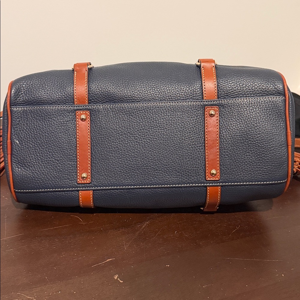 Dooney & Bourke Large Navy Pebble Grain Satchel EUC - Picture 8 of 13